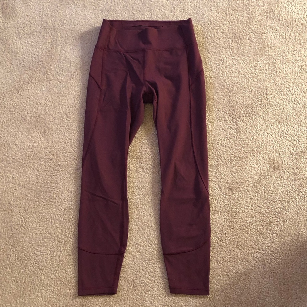 Lululemon in movement 7/8 tight